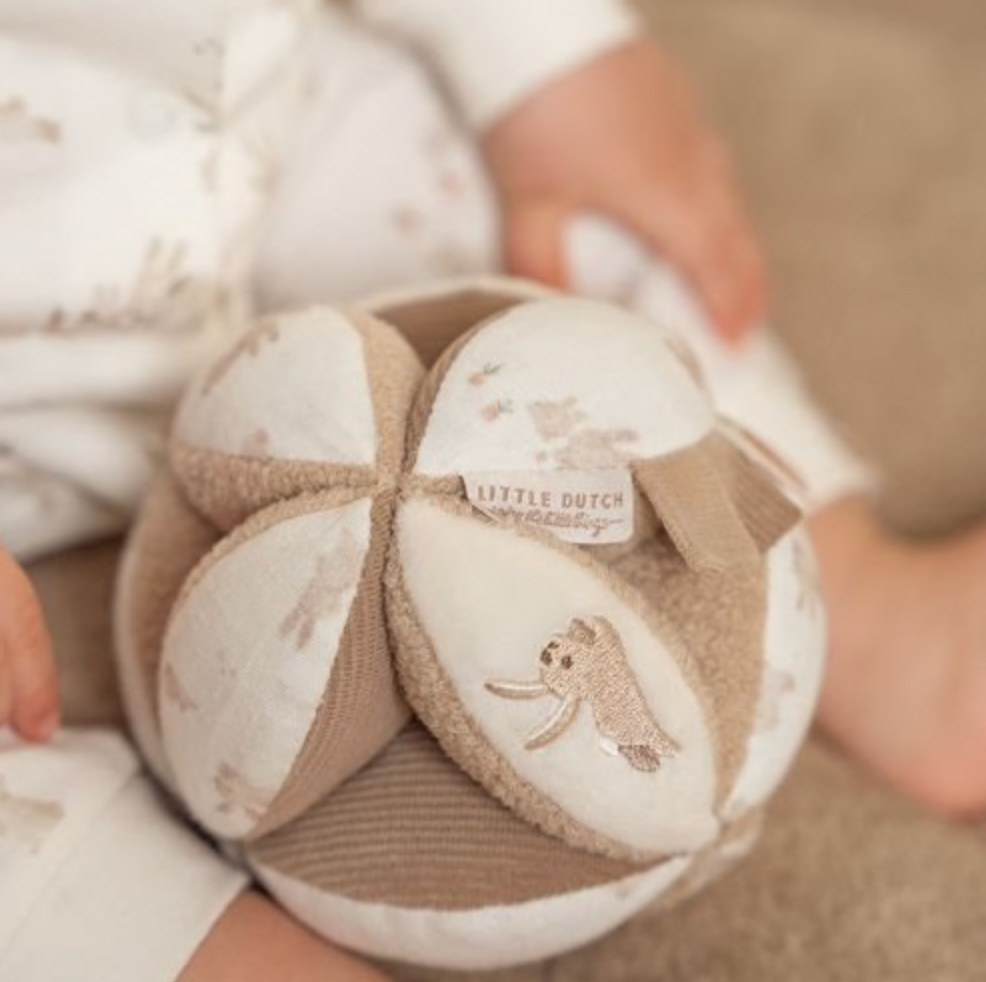 Grijpbal Baby Bunny - Little Dutch