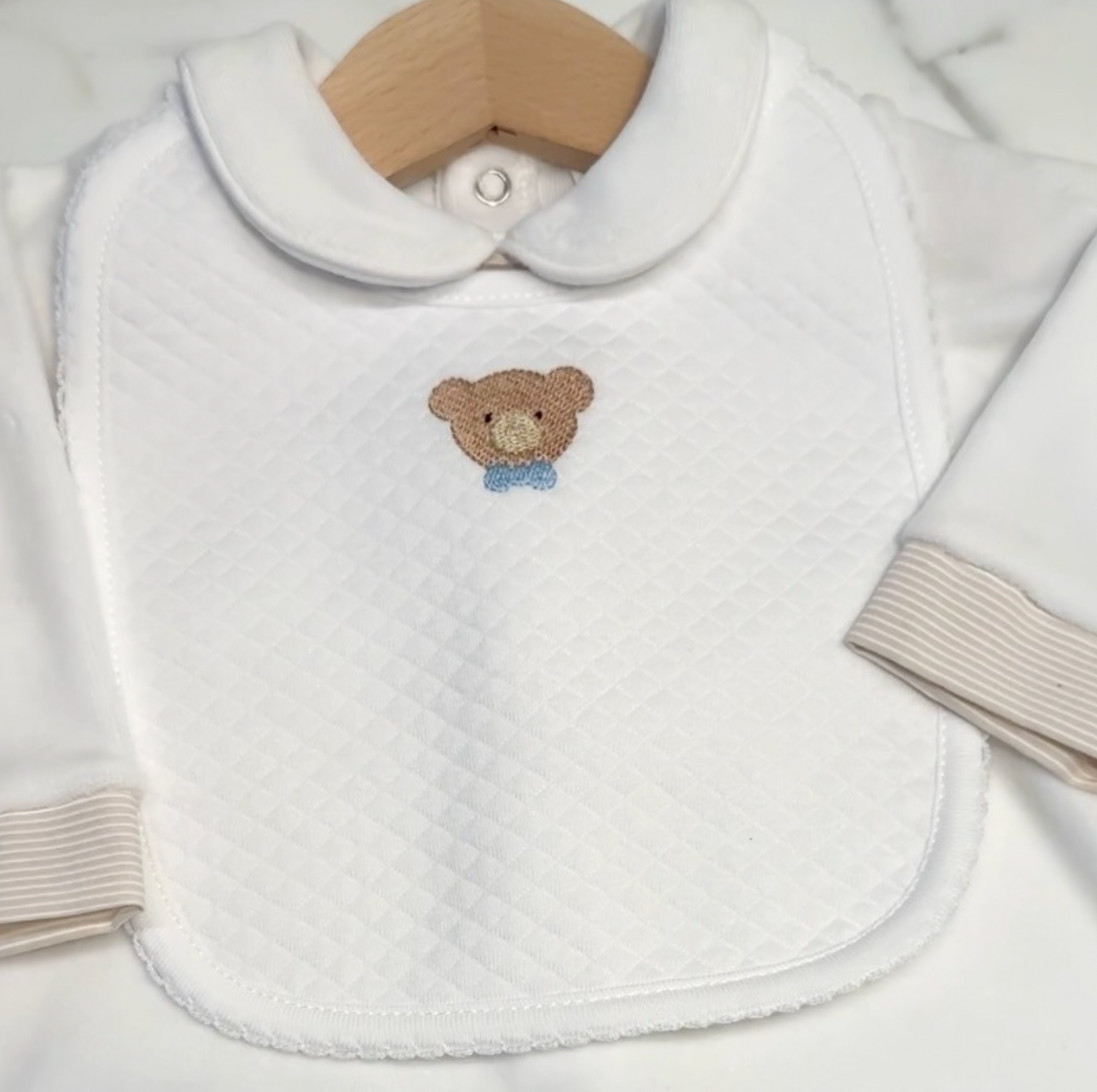 Slabbetje met beertje - Living Nature