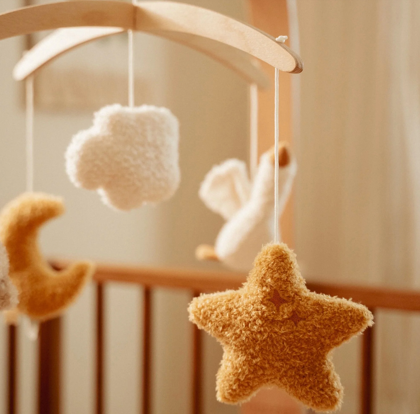Houten muziekmobiel - Beige - Newborn Naturals - Little Dutch