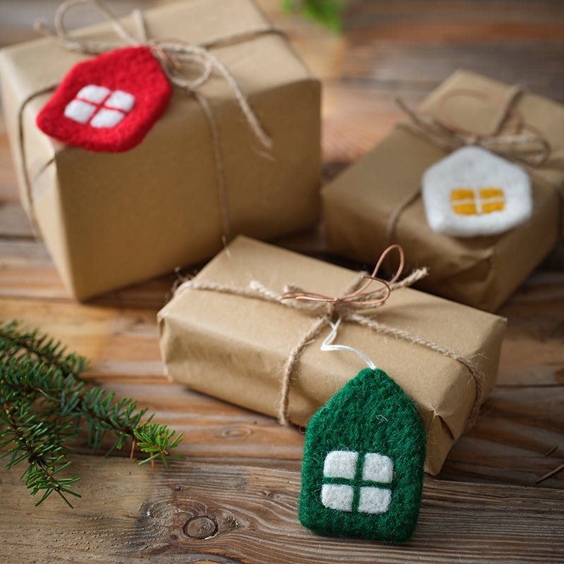 Little hangings House Green - Aveva